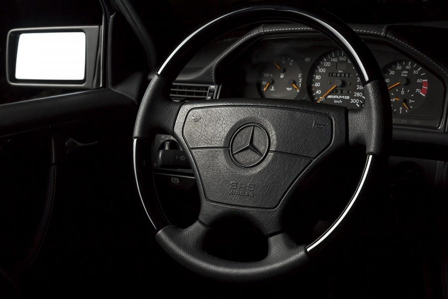  Mercedes-Benz E60 AMG by Overdrive 1993 года  (фото 16 из 16)